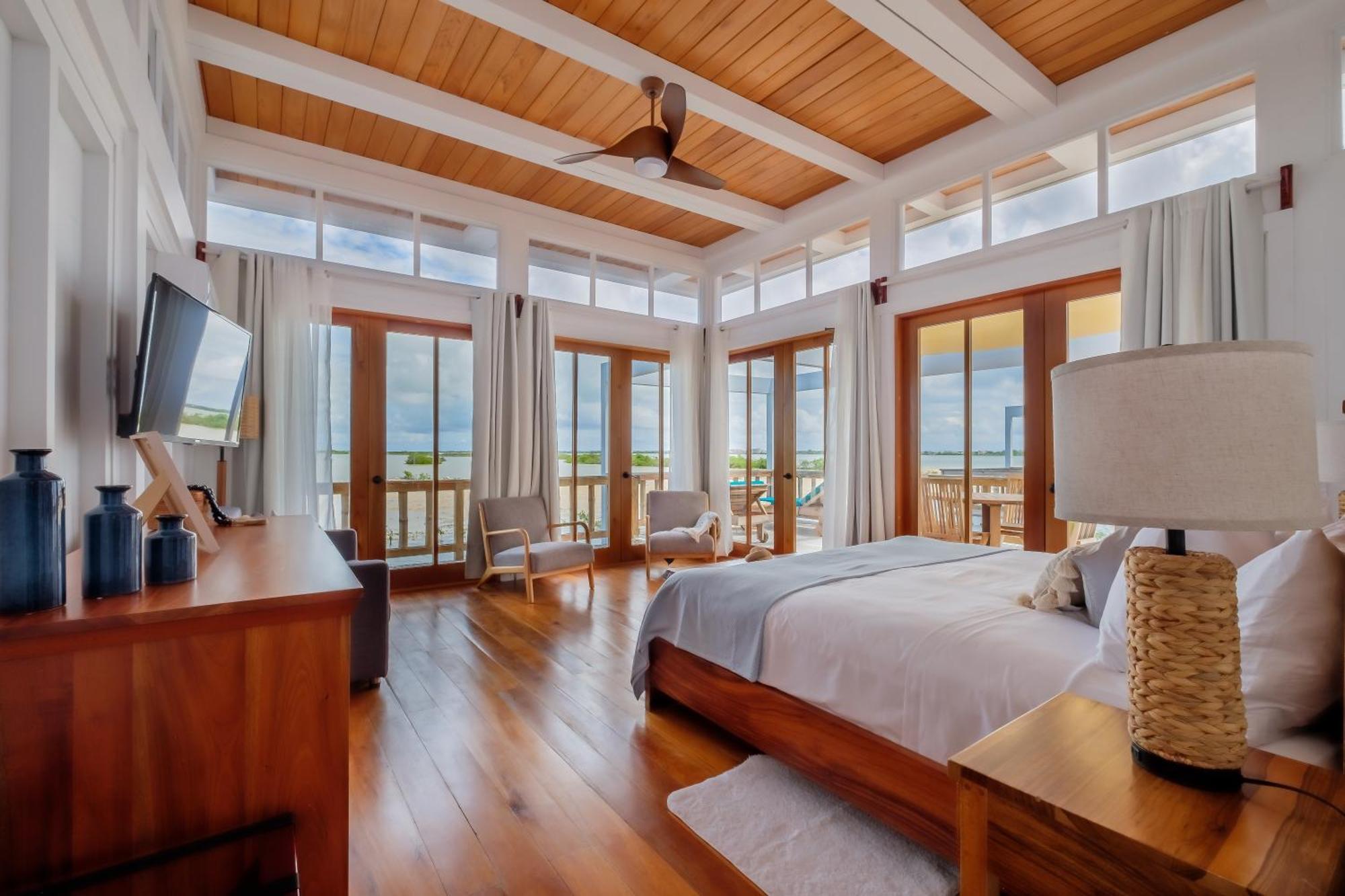 Aruna Resort & Villas San Pedro  Exteriör bild