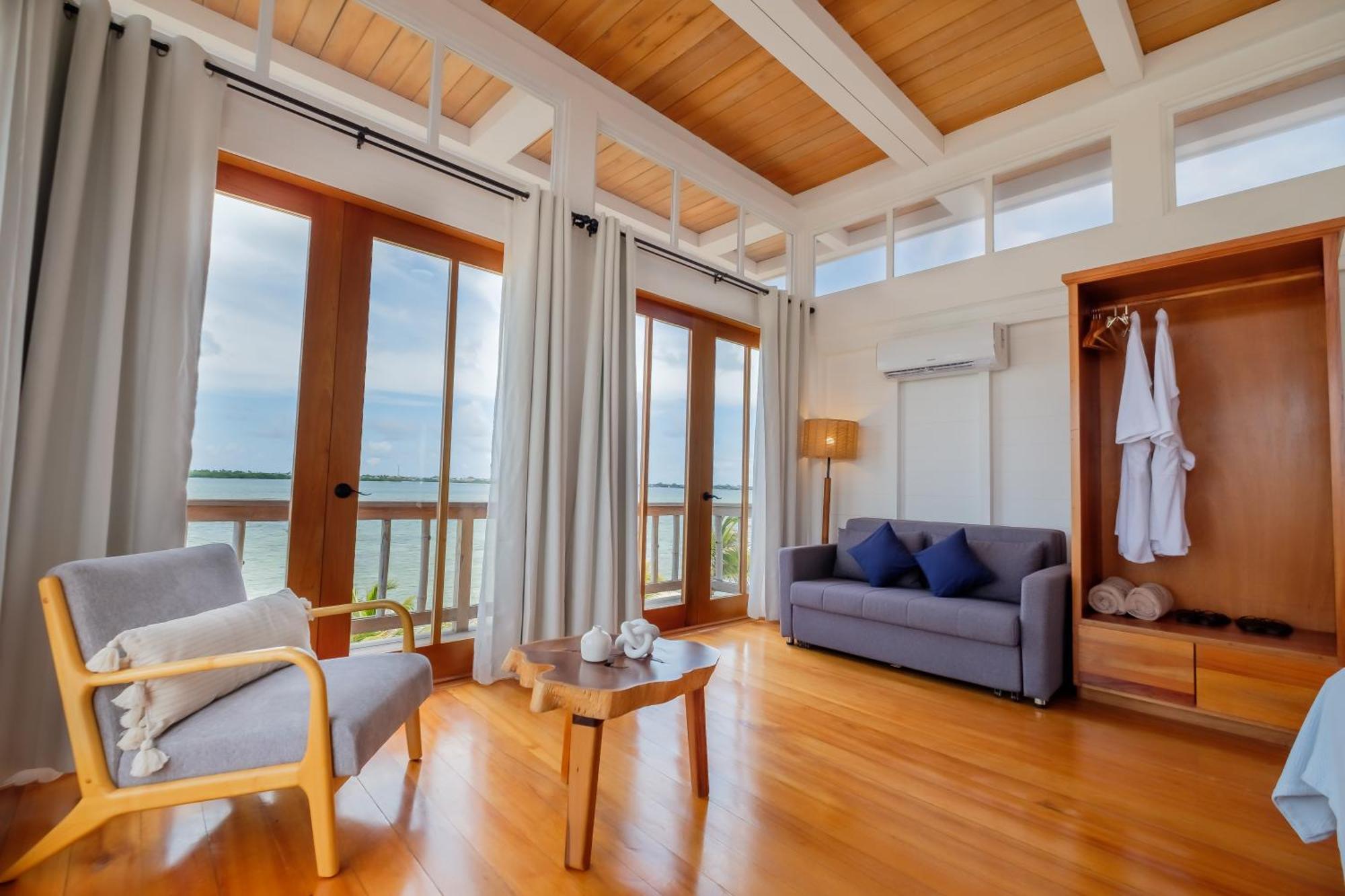 Aruna Resort & Villas San Pedro  Exteriör bild