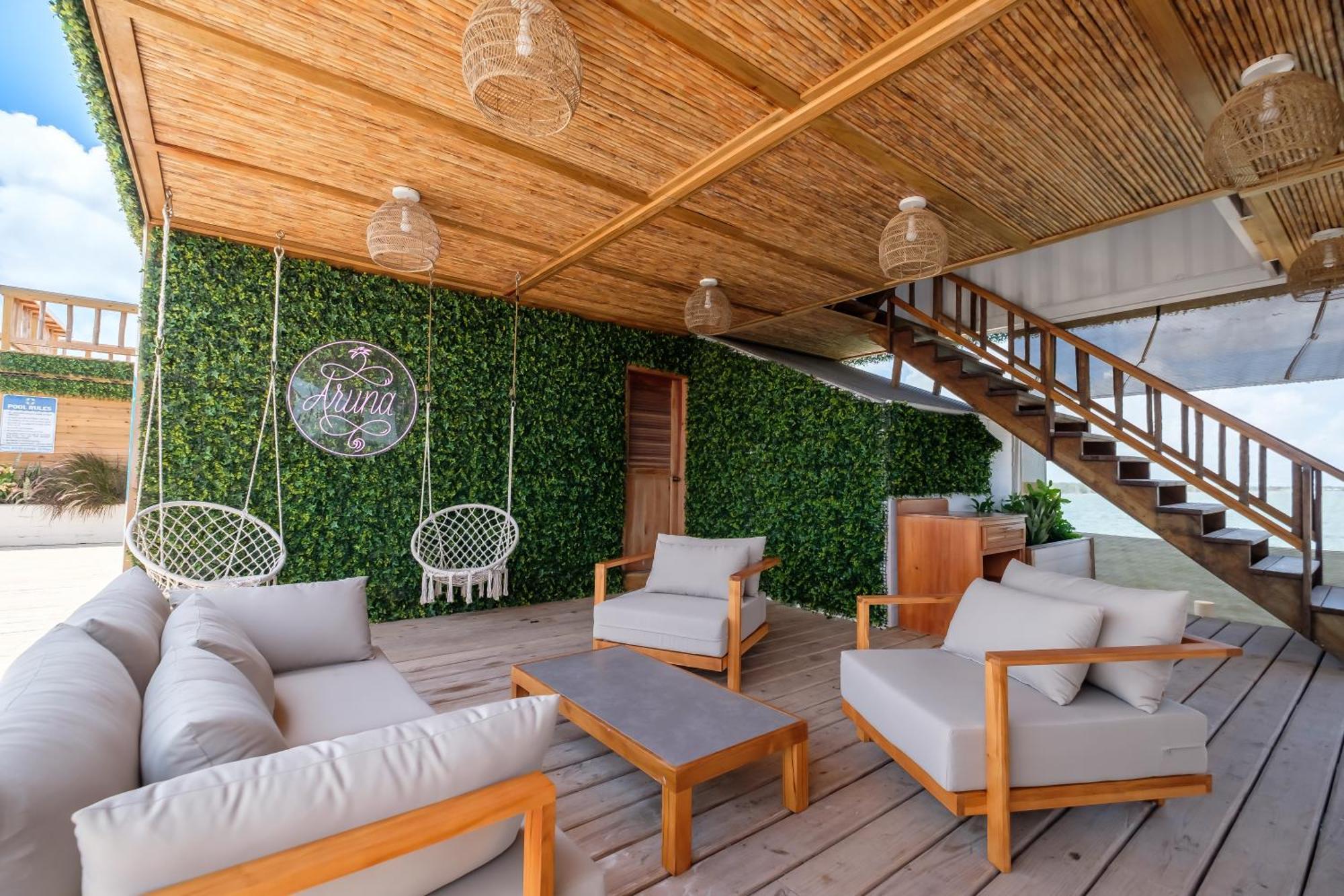 Aruna Resort & Villas San Pedro  Exteriör bild