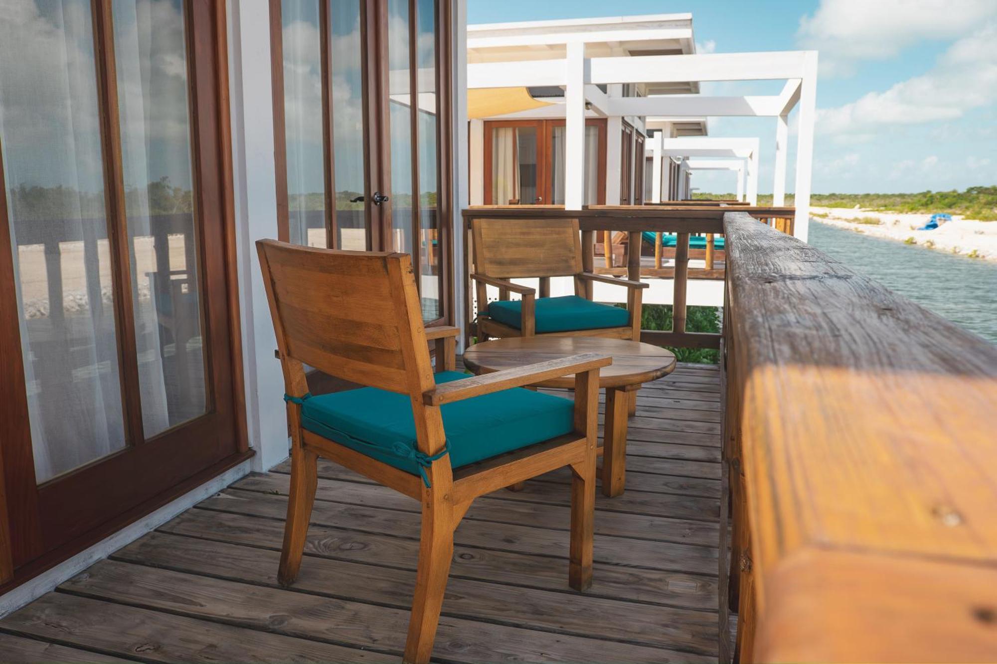 Aruna Resort & Villas San Pedro  Exteriör bild